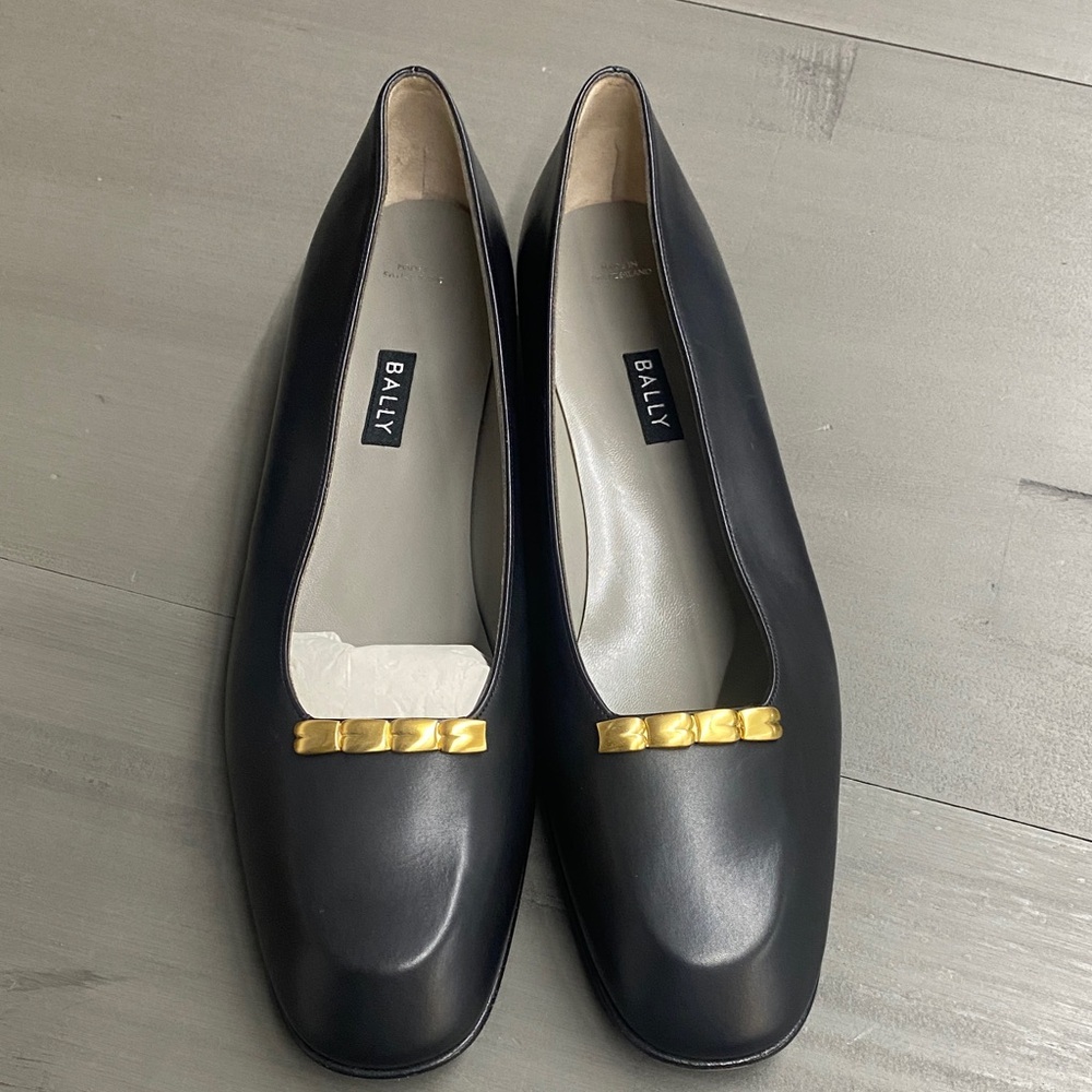 Bally Black Leather Flats with Gold Chain Accent